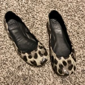 Tory Burch ballet flats- Sz 5.5- Animal Print